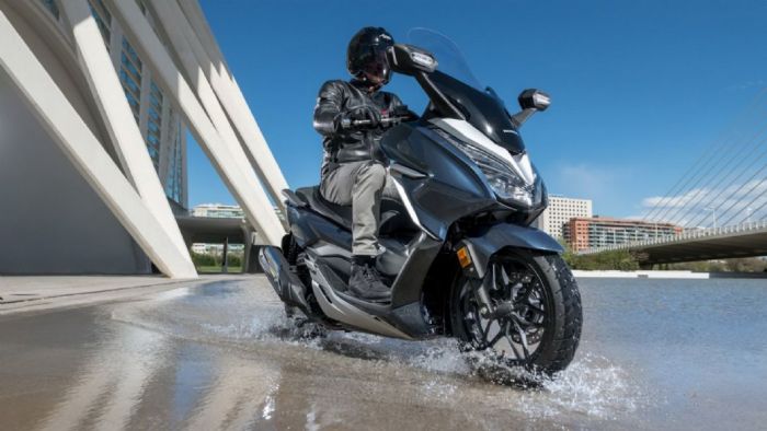 Νέο Honda Forza 300 2018