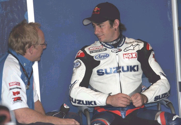 Ο Hopkins στην Suzuki μέχρι και το 2007