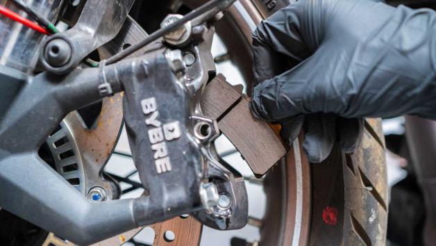  Η διάκριση γίνεται μεταξύ τριών βασικών επιλογών που έχουμε με κριτήριο τα υλικά κατασκευής