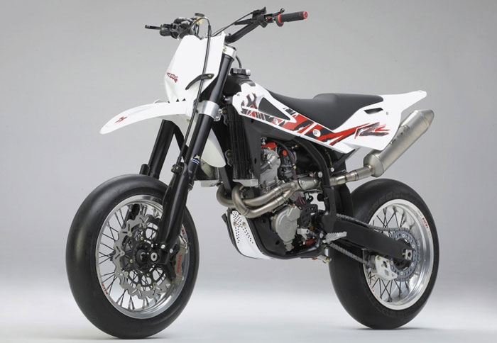 Νέα Husqvarana SM 450/530 RR 2009