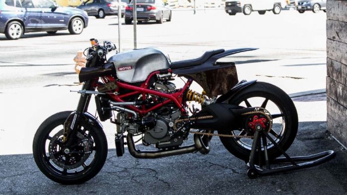 To καταπληκτικό δημιούργημα των Deus ex Machina. 