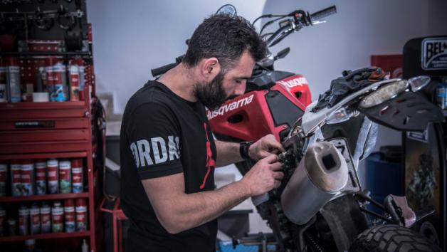 Gianneas Moto: Επαναπροσδιορίζει το service