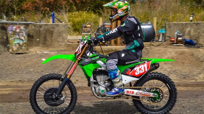 Οι κατασκοπευτικές φωτογραφίες του Kawasaki KX450F 2019