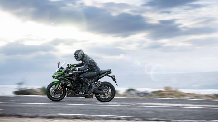 H Kawasaki Ninja 1000SX του 2021.  