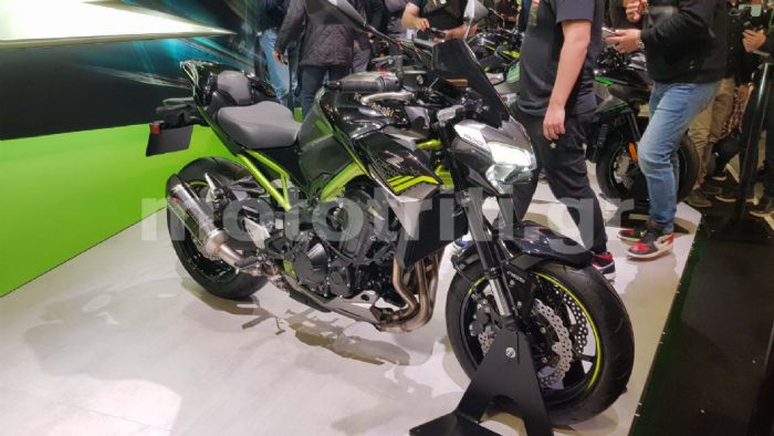 To νέο Kawasaki Z900 2020 ζωντανά από την EICMA