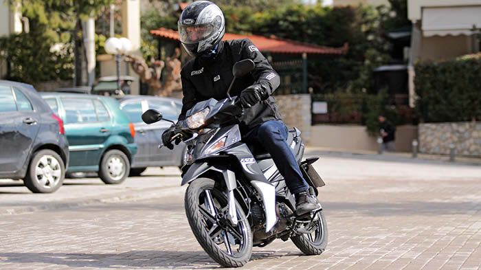 Είναι ευέλικτο, ελαφρύ και ξεχωρίζει χάρη στον μοναδικό sport σχεδιασμό του. 