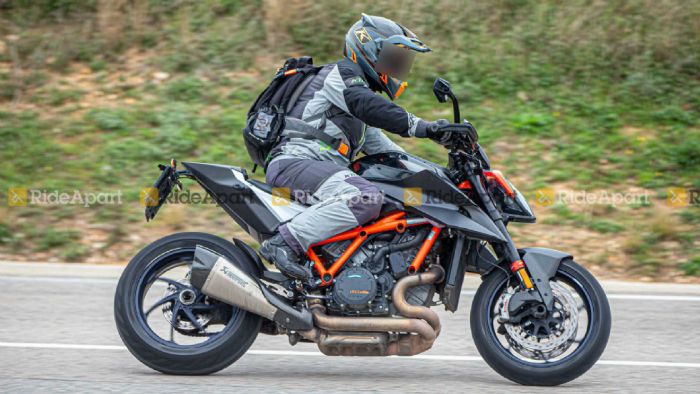 KTM 1290 Super Duke RR: Πιάστηκε “στα πράσα”
