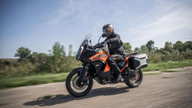 KTM 1290 Super Adventure:160hp & Adaptive Cruise Control σε Nέα Tιμή