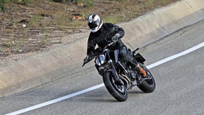 KTM 790 Duke R: Κι άλλες φωτογραφίες! 