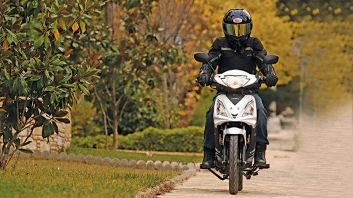 To κορυφαίο παπί της KYMCO. Πόσο καλά τα καταφέρνει;