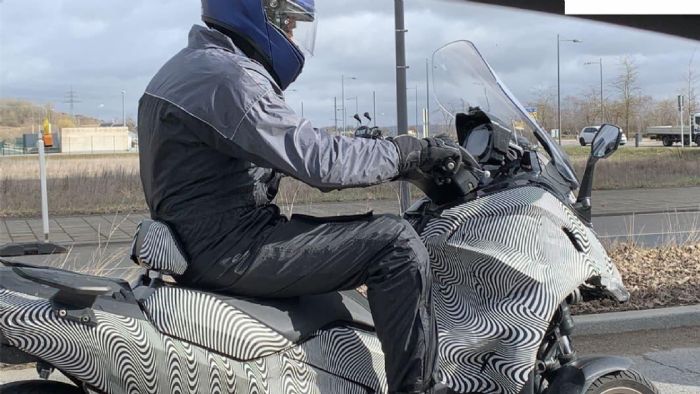 Το KYMCO CV3 στις κατασκοπευτικές φωτογραφίες. 