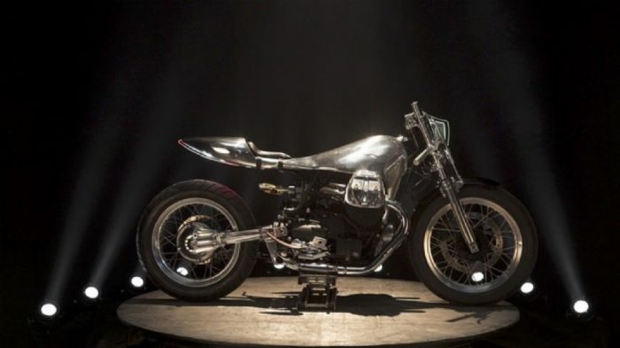 Η Moto Guzzi V7 Special III στο «Lord of the Bikes»