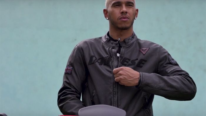 Και μηχανόβιος ο δις παγκόσμιος πρωταθλητής της F1, Lewis Hamilton.