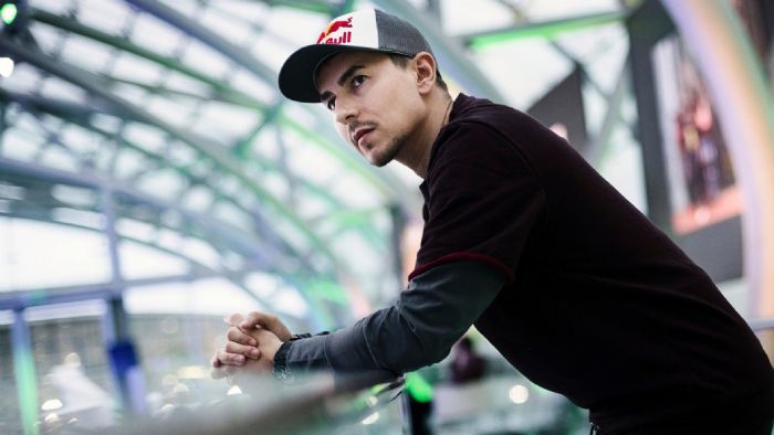 Εκτός αγωνιστικής δράσης ο Jorge Lorenzo από του χρόνου; 