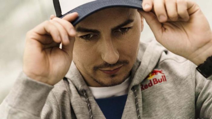 Lorenzo: Δεν είμαι σίγουρος για τίτλο Lorenzo: Δεν είμαι σίγουρος για τίτλο