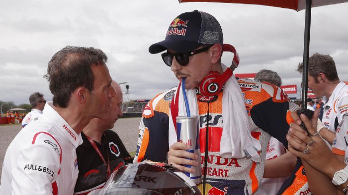 Ριζικές αλλαγές στα εργονομικά της μοτοσυκλέτας του αναμένονται για τον Jorge Lorenzo...