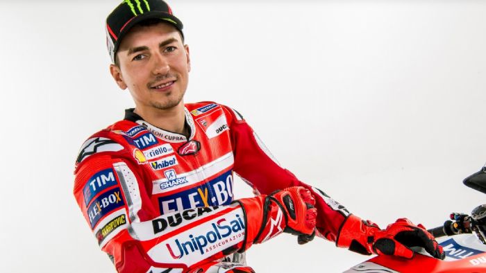 Ότι και να λέμε εμείς για τον Lorenzo στην Ducati, κάτοχοι της απόλυτης αλήθειας Ότι και να λέμε εμείς για τον Lorenzo στην Ducati, κάτοχοι της απόλυτης αλήθειας είναι μόνο...οι αριθμοί!