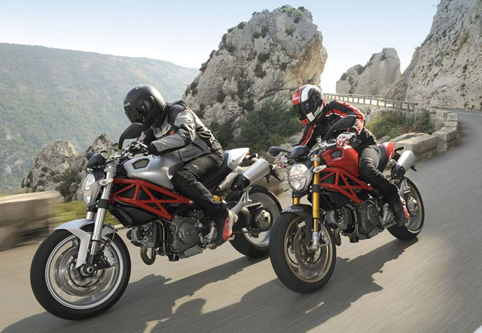 Eπίσημες φωτογραφίες και πληροφορίες