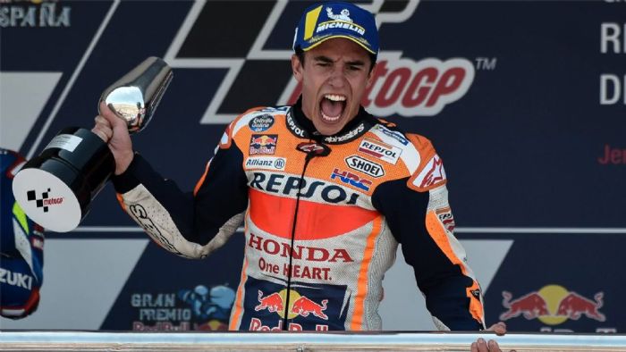 Ο Marc Marquez είναι -και με αντικειμενικά κριτήρια- το φαινόμενο της εποχής. Ο Marc Marquez είναι -και με αντικειμενικά κριτήρια- το φαινόμενο της εποχής.