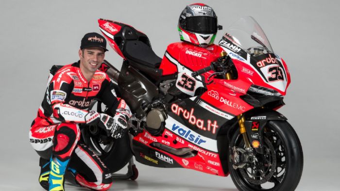 Μέχρι και το 2018 θα αγωνίζεται για την Aruba.it Ducati ο Marco Melandri. Μέχρι και το 2018 θα αγωνίζεται για την Aruba.it Ducati ο Marco Melandri.