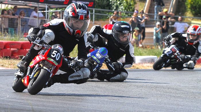 Κανονικά θα διεξαχθούν οι αγώνες του MiniGP Cup, αυτή την Κυριακή, 12 Ιουλίου, σ Κανονικά θα διεξαχθούν οι αγώνες του MiniGP Cup, αυτή την Κυριακή, 12 Ιουλίου, στην πίστα καρτ των Μεγάρων.