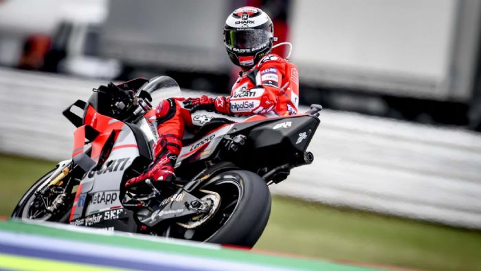 O Jorge Lorenzo έπεσε και πάλι θύμα της μεταφυσικής pole position στο Misano... O Jorge Lorenzo έπεσε και πάλι θύμα της μεταφυσικής pole position στο Misano...