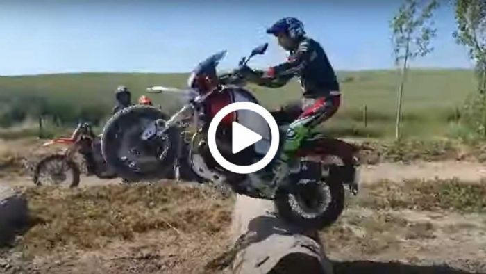 VIDEO: Σκληρό enduro με ένα Moto Guzzi V85 TT