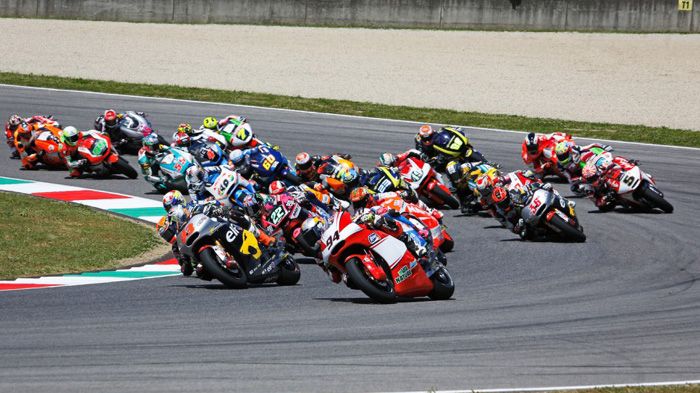 Η Honda θα προμηθεύει με κινητήρες την κατηγορία Moto2 θα για άλλα τρία χρόνια. Η Honda θα προμηθεύει με κινητήρες την κατηγορία Moto2 θα για άλλα τρία χρόνια.