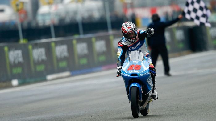 Ο Vinales πήρε τη δεύτερη νίκη του για φέτος, και αύξησε τη διαφορά του στο πρωτ Ο Vinales πήρε τη δεύτερη νίκη του για φέτος, και αύξησε τη διαφορά του στο πρωτάθλημα, από τους Salom και Rins.