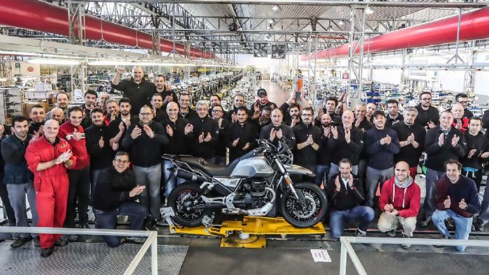 Moto Guzzi V85TT: Ξεκίνησε η παραγωγή