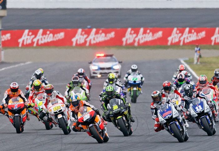 Τρανταχτή θα είναι η απουσία του Stoner το 2013. Αντίθετα, ελπίζουμε σε καλύτερο Τρανταχτή θα είναι η απουσία του Stoner το 2013. Αντίθετα, ελπίζουμε σε καλύτερο θέαμα, με τον Rossi στη Yamaha.