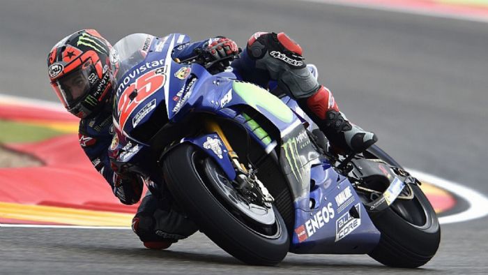 Ο άστατος καιρός της Παρασκευής δεν του επέτρεψε να αφιερώσει χρόνο στην επιλογή Ο άστατος καιρός της Παρασκευής δεν του επέτρεψε να αφιερώσει χρόνο στην επιλογή ελαστικών.