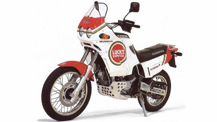 Η πάλαι ποτέ Cagiva Elefant στα νικητήρια χρώματα της Lucky Strike. 