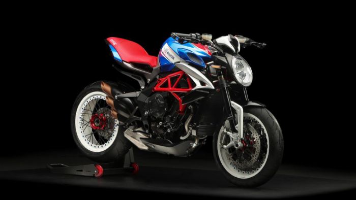 Ποια επαναστατική αλλαγή θα μπορούσε να δει η MV Agusta Dragster 800, εκτός από την ανάρτηση; 