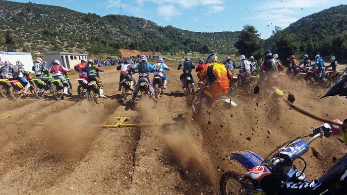Με 137 συμμετοχές, έκανε καλό ποδαρικό το Πανελλήνιο Πρωτάθλημα Motocross στη Χαλκίδα.