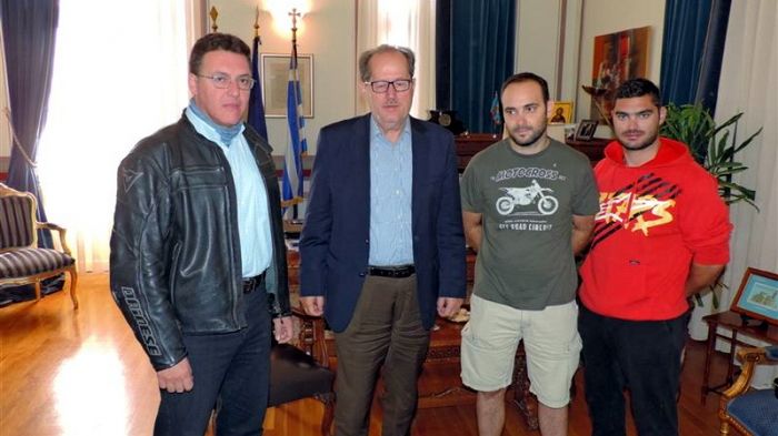 Ο Δήμαρχος, ο Παναγιώτης Σάμιτας (ΛΕΜΟΜΕ), ο Παναγιώτης Πατσιλίβας (ΛΕΜΟΚΑ) και Ο Δήμαρχος, ο Παναγιώτης Σάμιτας (ΛΕΜΟΜΕ), ο Παναγιώτης Πατσιλίβας (ΛΕΜΟΚΑ) και ο Γεώργιος Αλέξης (Λέσχη BMW).