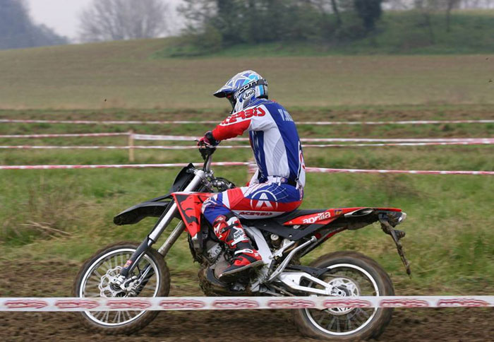 H Aprilia Hellas με Ορφανό στο ISDE