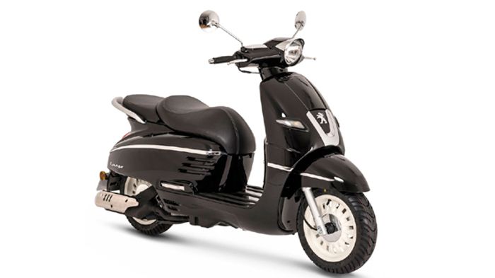 H Peugeot παρουσίασε το νέο Django, ένα scooter με ρετρό αισθητική. H Peugeot παρουσίασε το νέο Django, ένα scooter με ρετρό αισθητική.