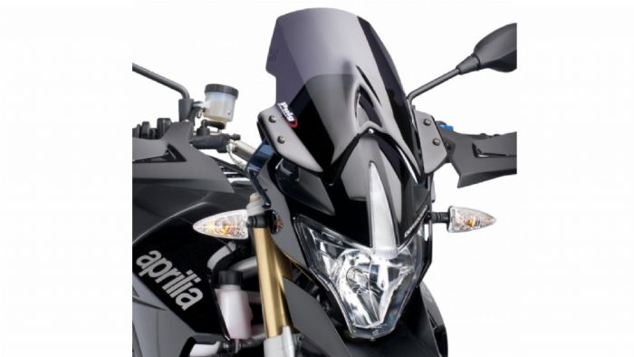 Η ζελατίνα αυτή αυξάνει τις ταξιδιωτικές δυνατότητες της µοτοσικλέτας, καθώ Η ζελατίνα αυτή αυξάνει τις ταξιδιωτικές δυνατότητες της µοτοσικλέτας, καθώς προσφέρει προστασία στον αναβάτη από τον αέρα.