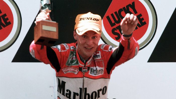 O Ralf Waldmann σε στιγμιότυπο από το podium. O Ralf Waldmann σε στιγμιότυπο από το podium.