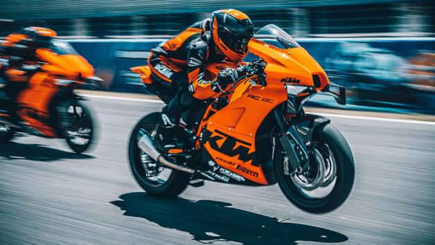 RC 8C: Το νέο “όπλο” για πίστα της KTM RC 8C: Το νέο “όπλο” για πίστα της KTM