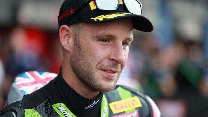 Παραμένει ντυμένος στα πράσινα ο Jonathan Rea για δύο ακόμα χρόνια. 