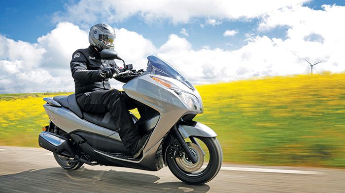Honda Forza 300
