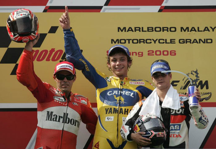 Επανάληψη βάθρου… με εναλλαγές!