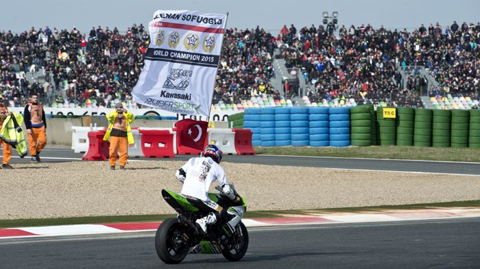 Στα τέσσερα παγκόσμια πρωταθλήματα έφτασε ο μεγάλος Τούρκος αναβάτης. Στα τέσσερα παγκόσμια πρωταθλήματα έφτασε ο μεγάλος Τούρκος αναβάτης.