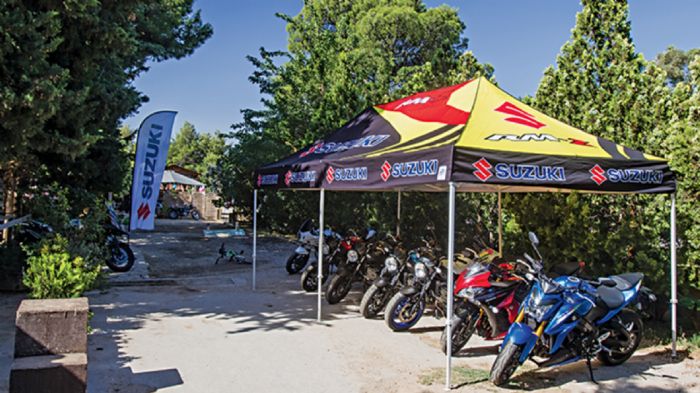 Φωτογραφικά στιγμιότυπα από την παρουσίαση των 3 νέων μοτοσυκλετών της Suzuki. 
