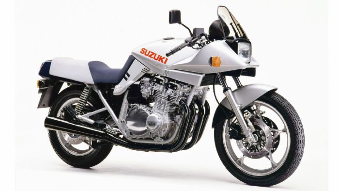 Φωτογραφία της αρχικής Suzuki Katana. Πόσο μπορεί να μοιάζει σε αυτή το νέο μοντέλο; 