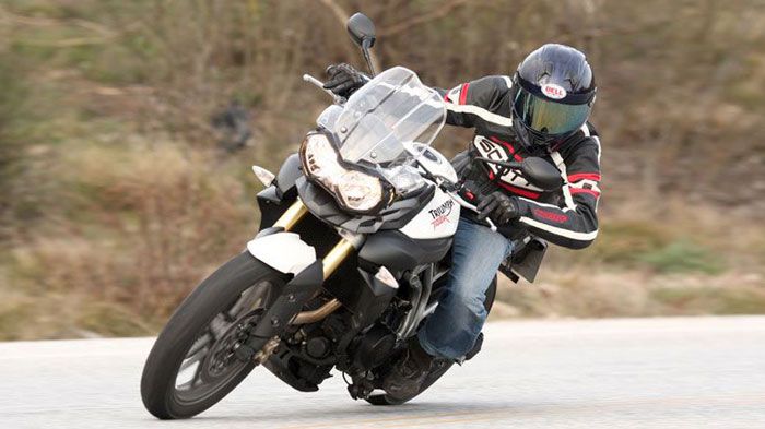 Νέες εκδόσεις του Tiger 800 φημολογείται ότι θα παρουσιάσει η Triumph στην EICMA Νέες εκδόσεις του Tiger 800 φημολογείται ότι θα παρουσιάσει η Triumph στην EICMA.