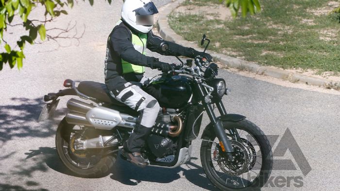 Πολύ πιο καθαρές και λεπτομερείς οι φωτογραφίες του Scrambler 1200 αυτή τη φορά...