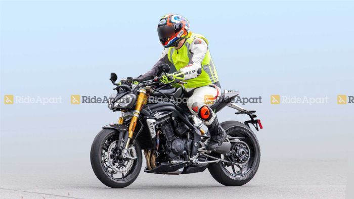 Triumph Speed Triple 1160: Spy pics! 